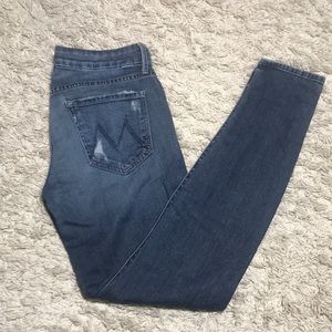 Ripped skinny jeans